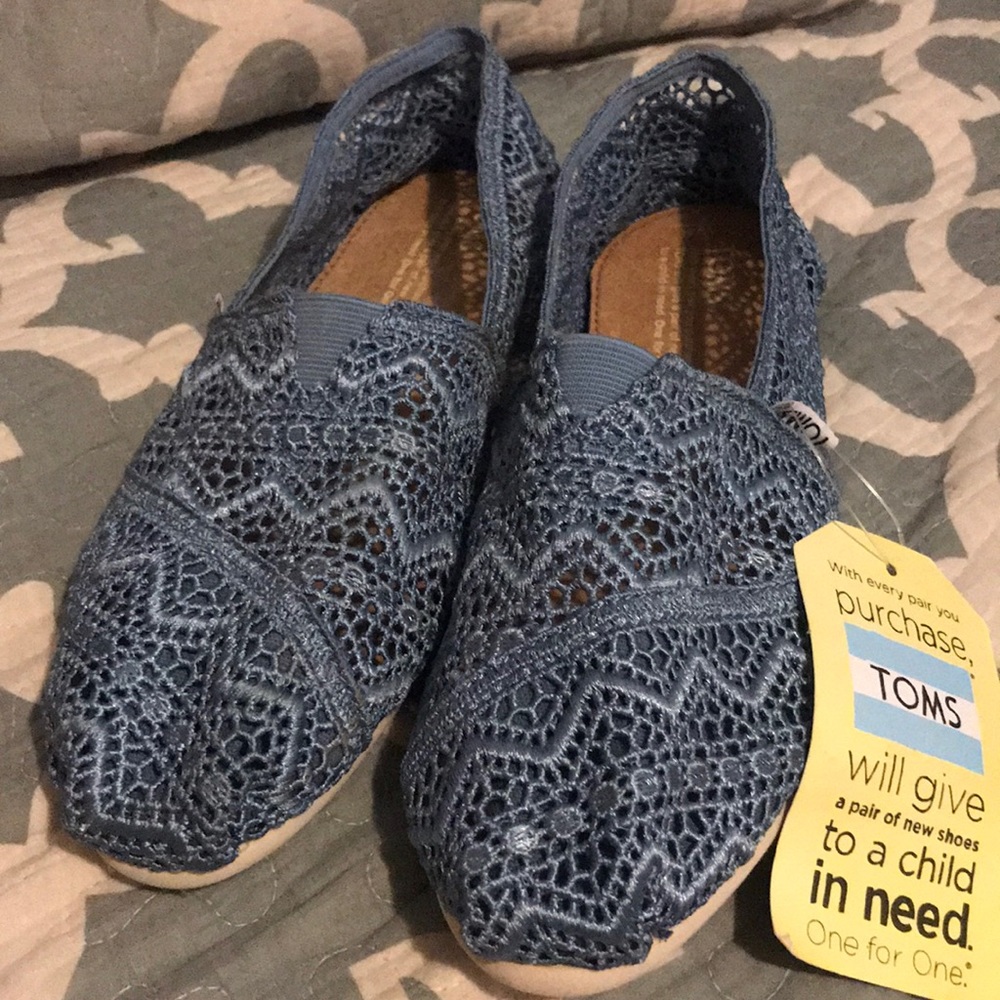 Toms